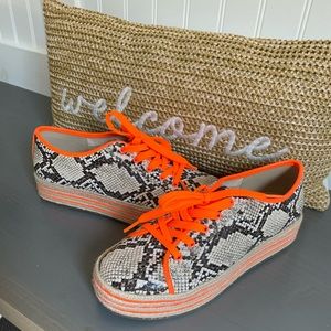 Mix No. 6
Lidia Espadrille Platform Sneaker